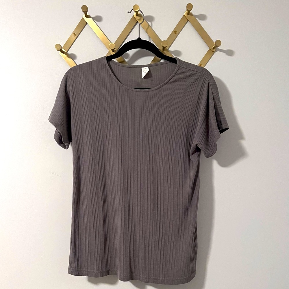 Kate Quinn- Women’s T-Shirt - NWOT